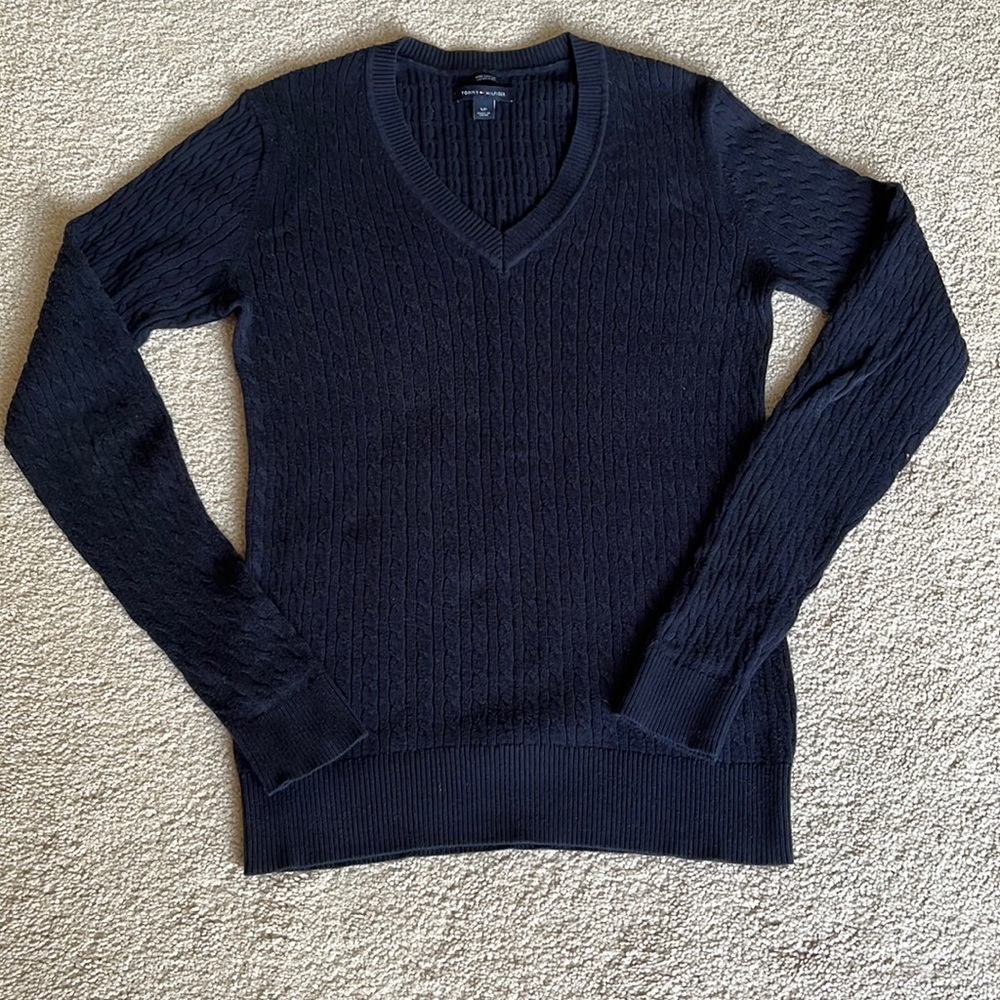 Tommy Hilfiger V-Neck Cable Knit Sweater